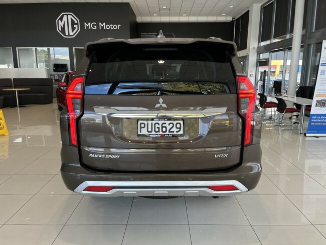 2023 Mitsubishi Pajero Sport Vrx 2.4D/4Wd/8At - Image 7