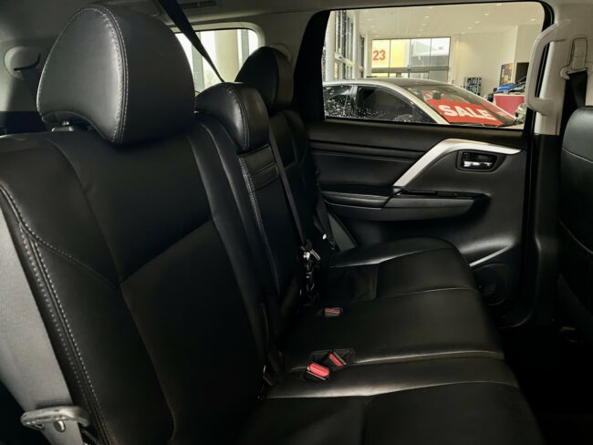 2023 Mitsubishi Pajero Sport Vrx 2.4D/4Wd/8At - Image 12