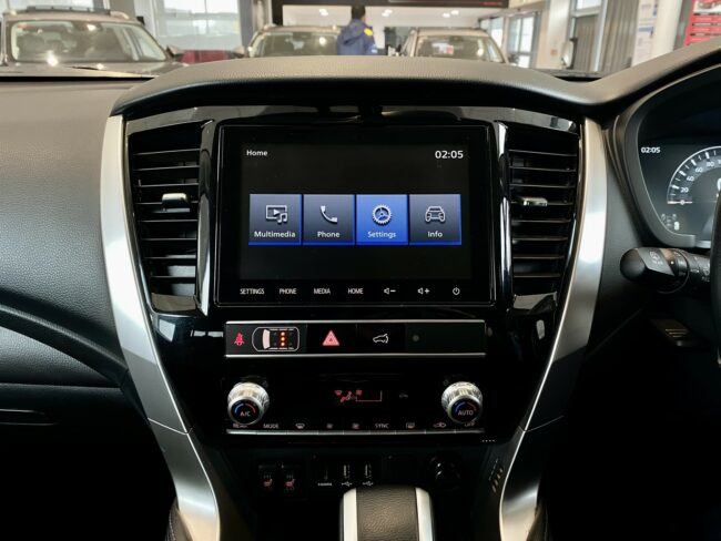2023 Mitsubishi Pajero Sport Vrx 2.4D/4Wd/8At - Image 17