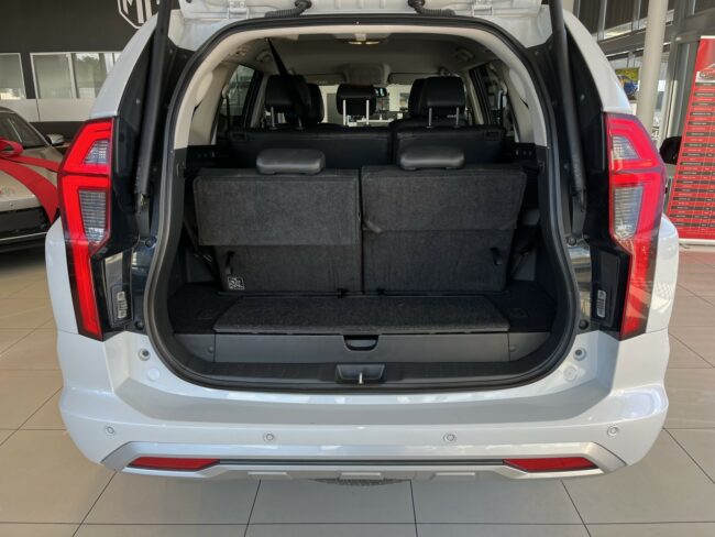 2023 Mitsubishi Pajero Sport Vrx 2.4D/4Wd/8At - Image 8