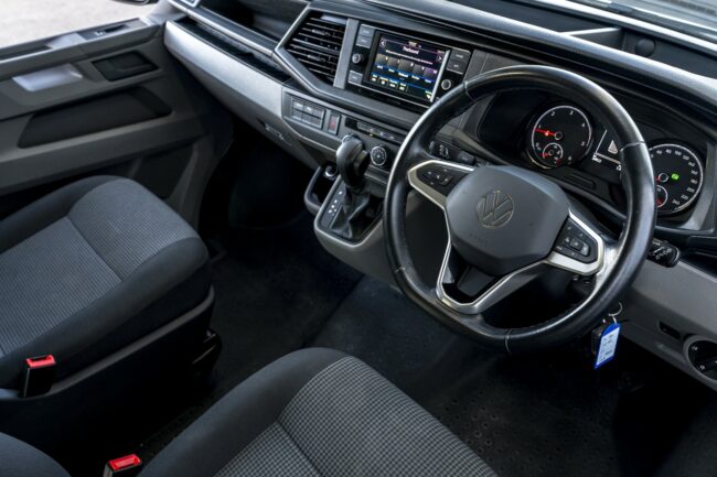 2023 Volkswagen Transporter SWB 340Nm DSG Runner - Image 9