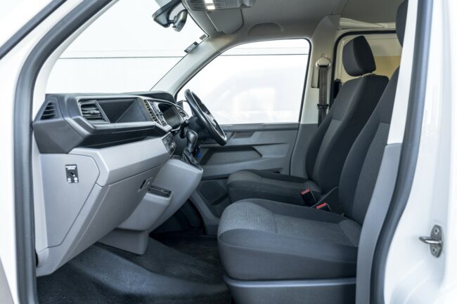 2023 Volkswagen Transporter SWB 340Nm DSG Runner - Image 11