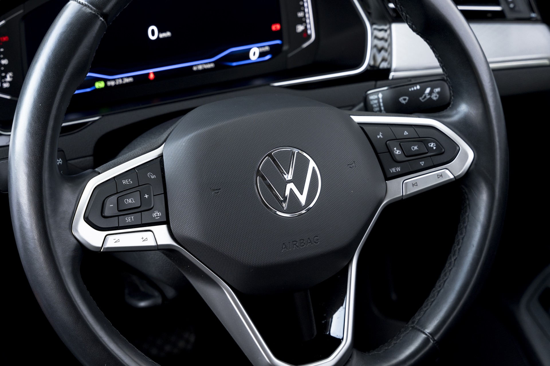 2022 Volkswagen Passat Business 140kW Turbo Petrol - Image 17