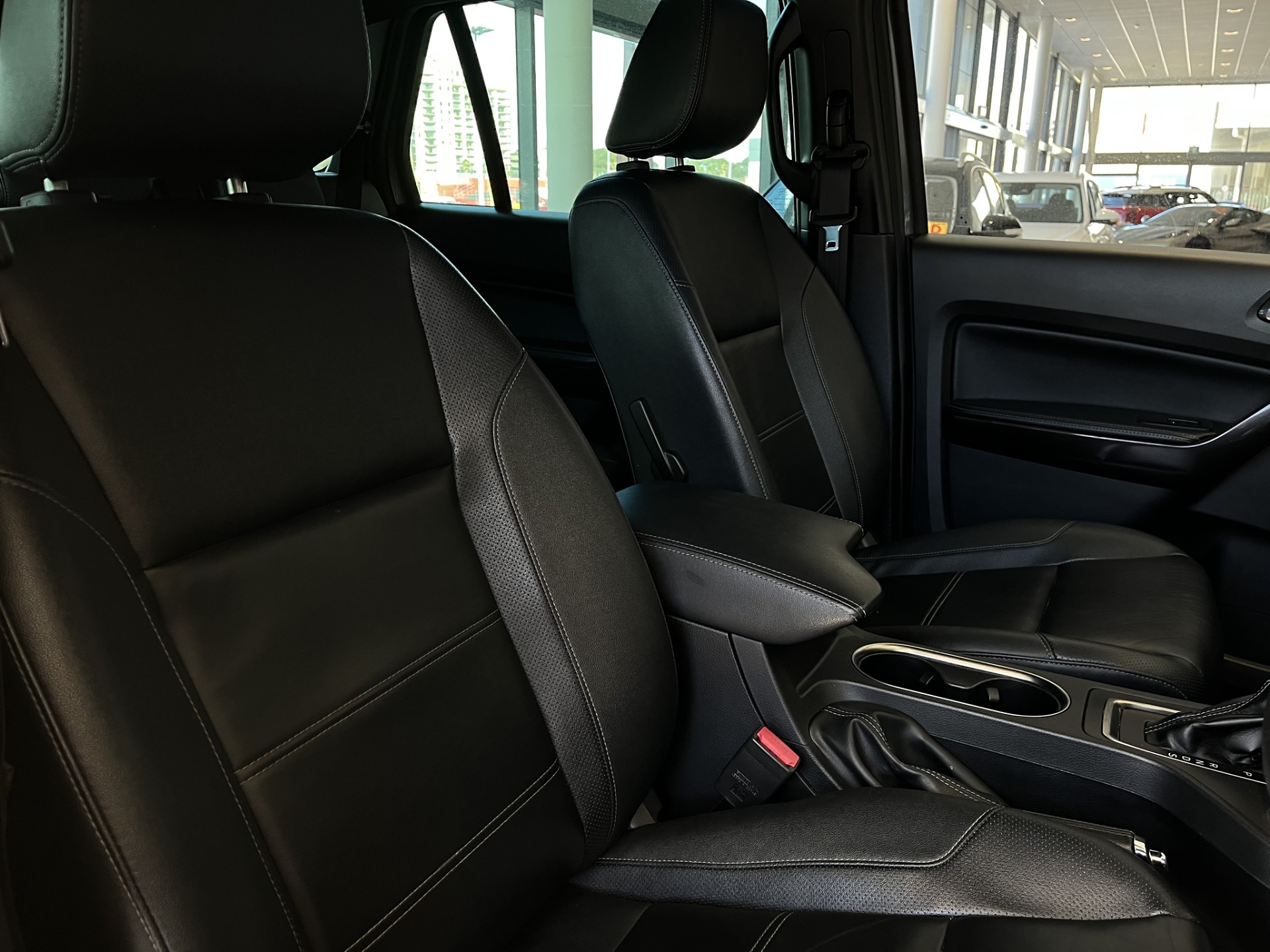 2021 Ford Everest Titanium 2.0D/4Wd - Image 11