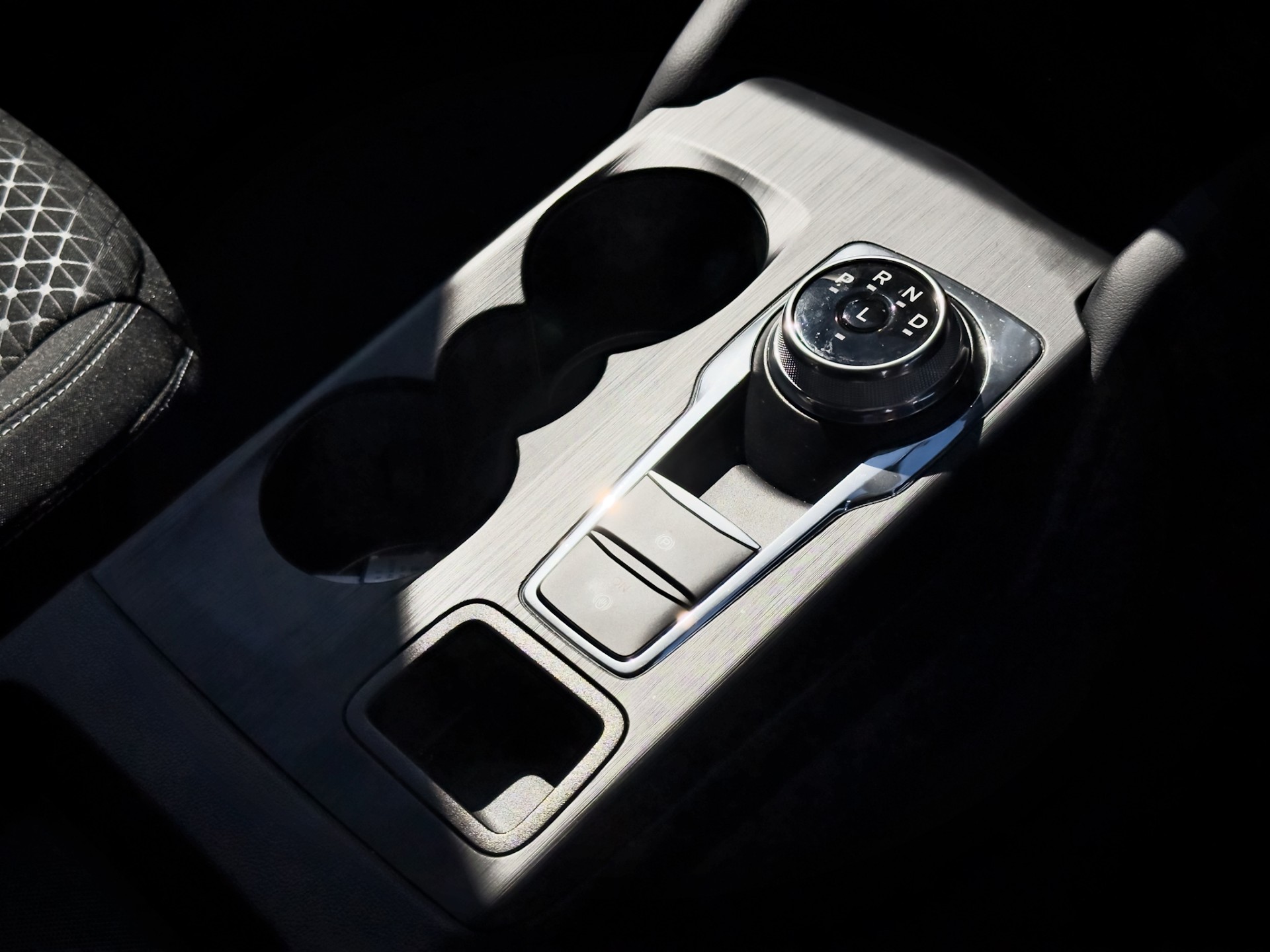 2024 Ford Escape Titanium 2.5Ph - Image 18