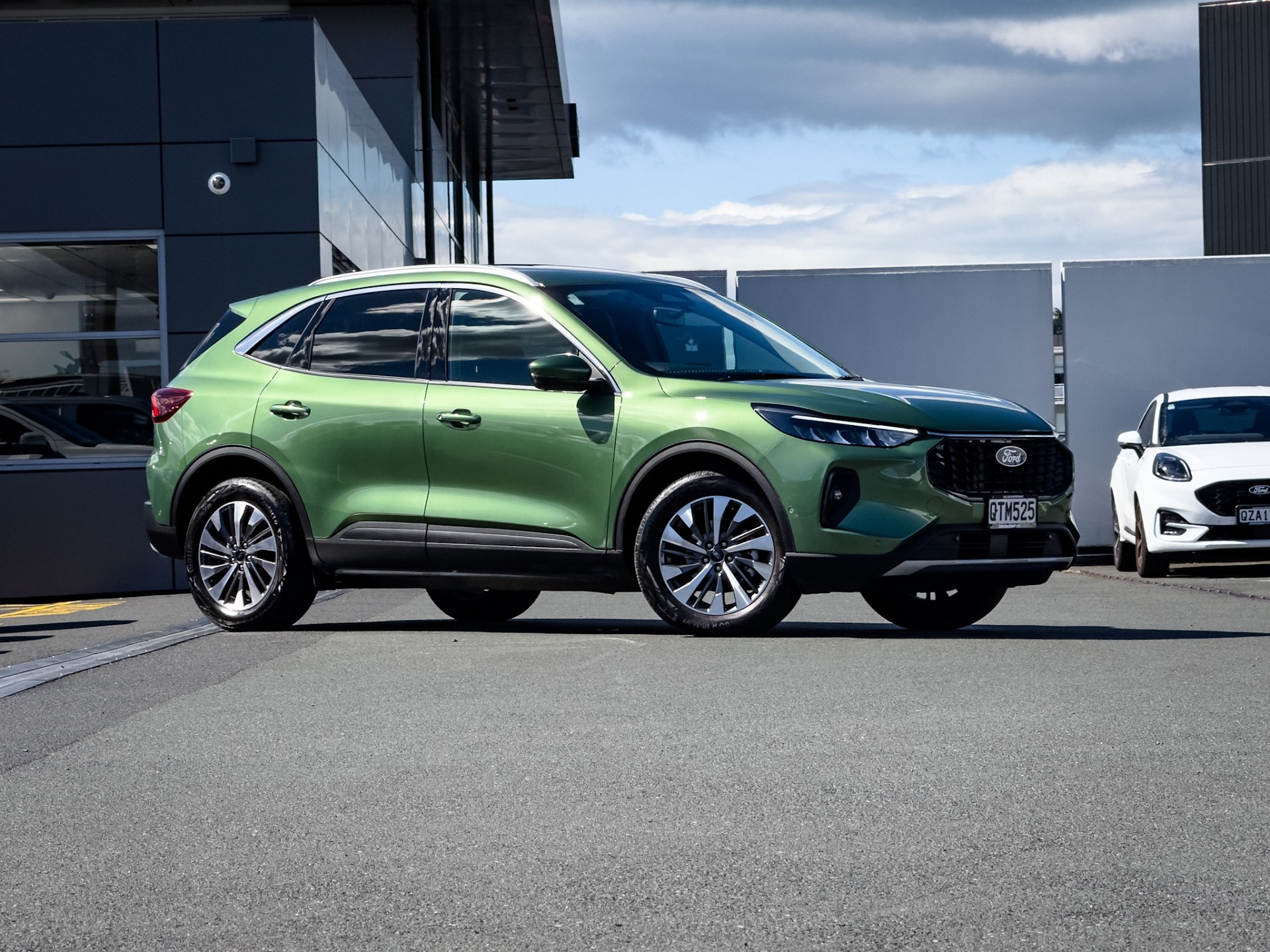 2024 Ford Escape Titanium 2.5Ph