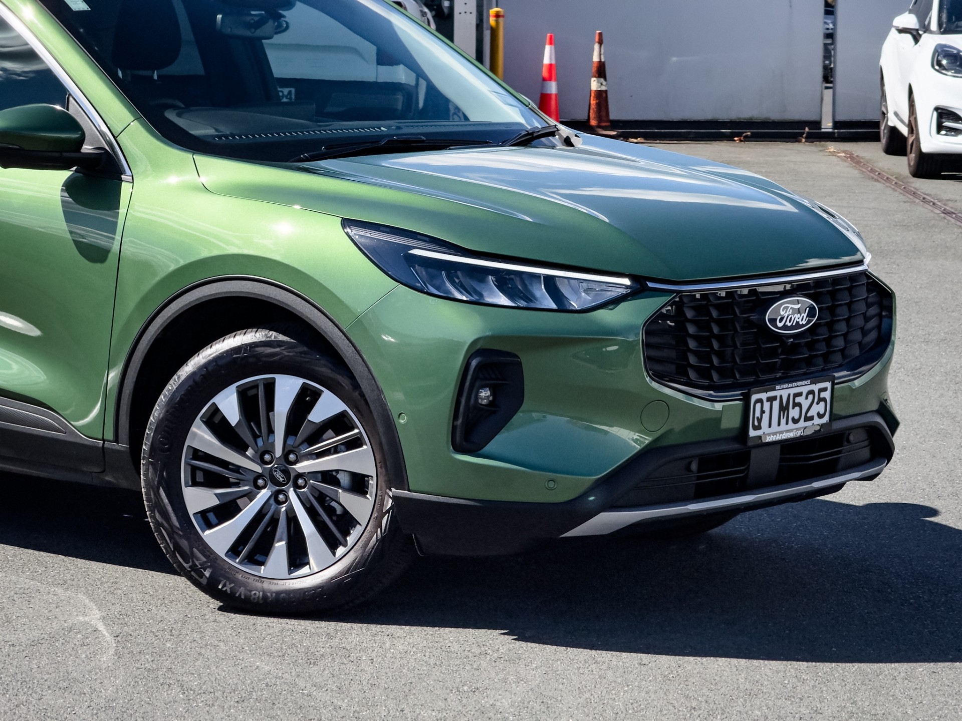 2024 Ford Escape Titanium 2.5Ph - Image 7