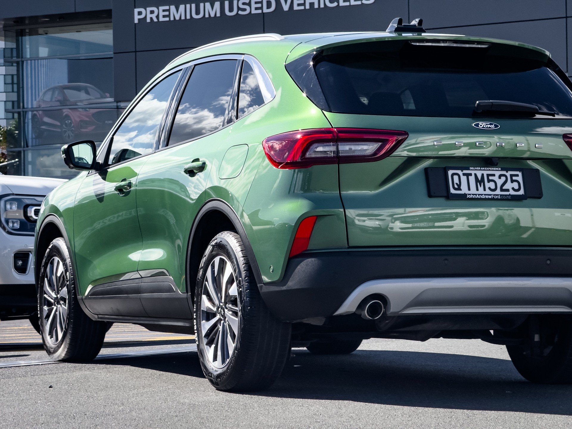 2024 Ford Escape Titanium 2.5Ph - Image 10