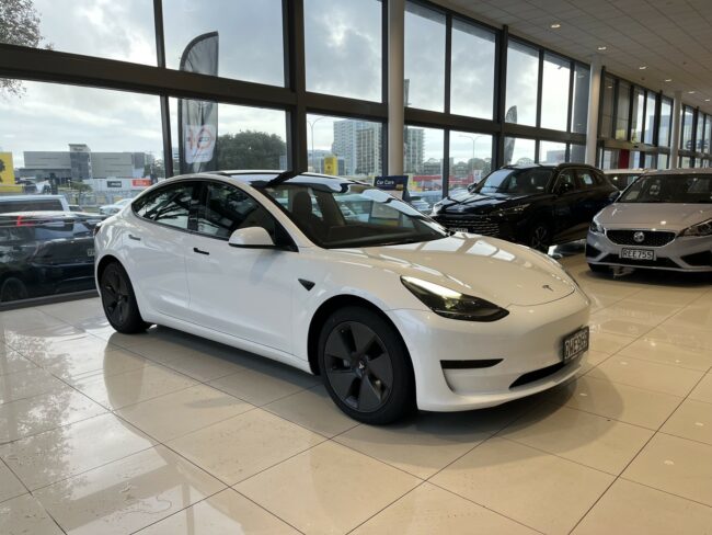 2021 Tesla Model 3 Standard Range Plus