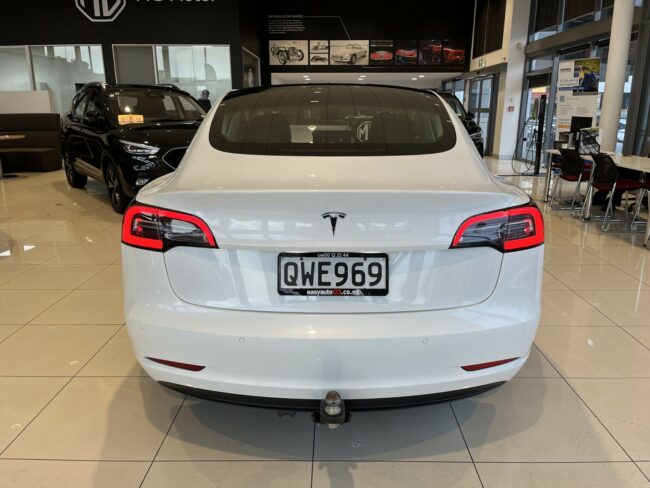 2021 Tesla Model 3 Standard Range Plus - Image 7