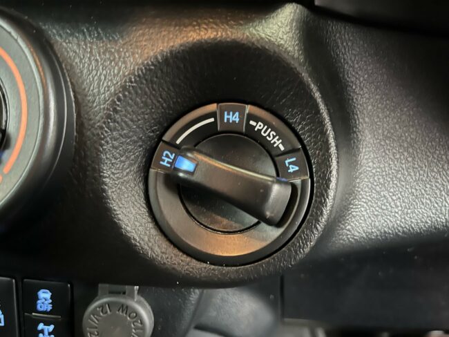 2021 Toyota Hilux Sr Td Dc 2.8Dt/4Wd - Image 19