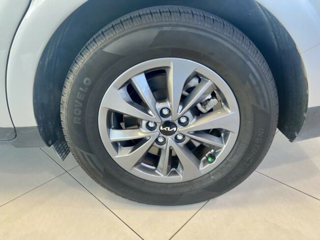 2022 Kia Carnival EX 2.2DT 8 Seat NZ New - Image 9