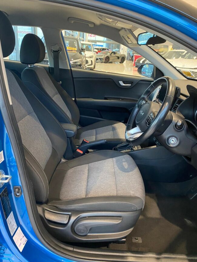 2022 Kia Stonic Lx 1.4P/6At - Image 10