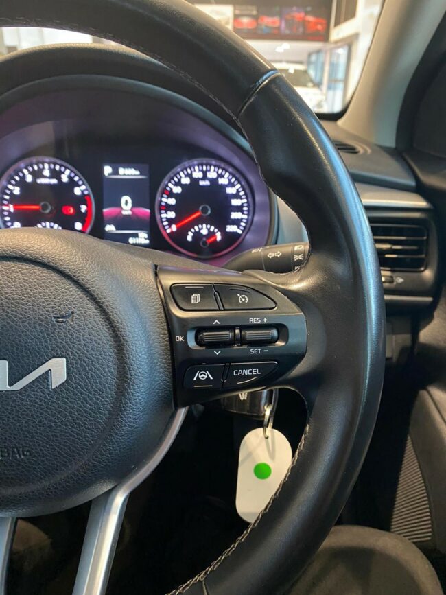 2022 Kia Stonic Lx 1.4P/6At - Image 15