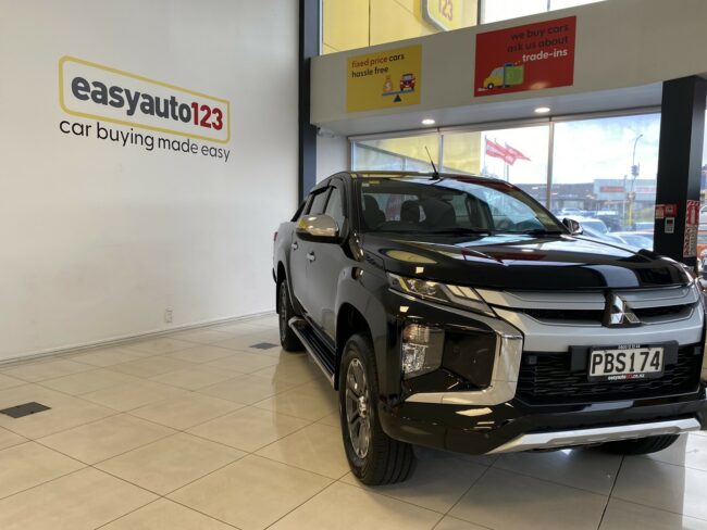 2022 Mitsubishi Triton GLXR 2.4DT D/Cab NZ New - Image 4