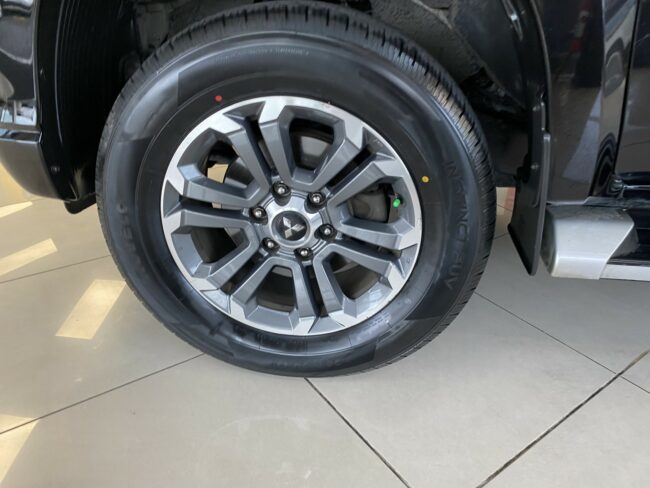 2022 Mitsubishi Triton GLXR 2.4DT D/Cab NZ New - Image 9