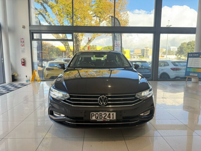 2022 Volkswagen Passat Business 140Kw Sg 2. - Image 2