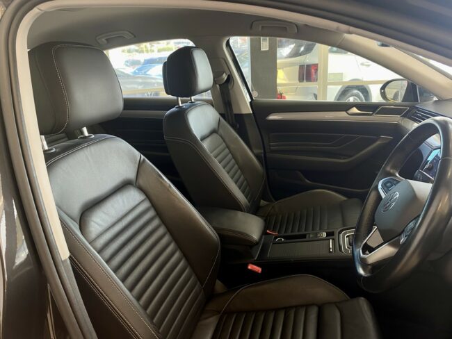 2022 Volkswagen Passat Business 2.0L 140Kw NZ New - Image 11