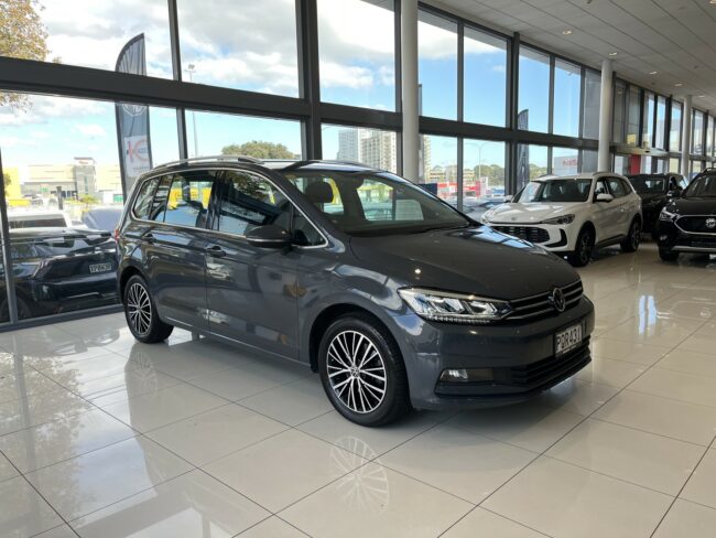 2022 Volkswagen Touran Highline 110Kw Sg 1.