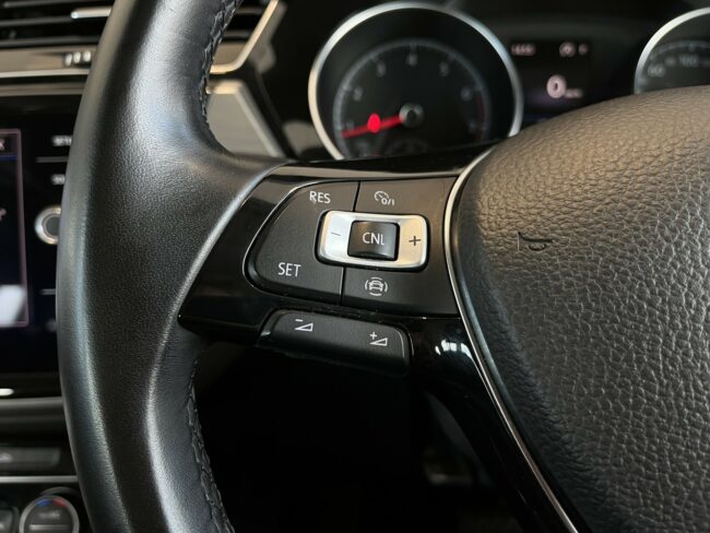 2022 Volkswagen Touran Highline 110Kw Sg 1. - Image 15