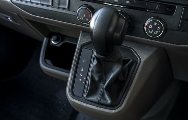 2023 Volkswagen Transporter SWB 340Nm DSG Runner - Image 15