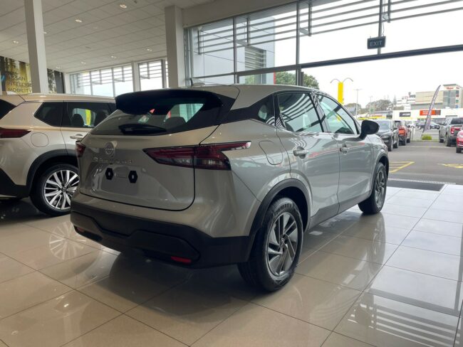 2024 Nissan Qashqai ST 1.3 ST 5Dr AT - Image 7