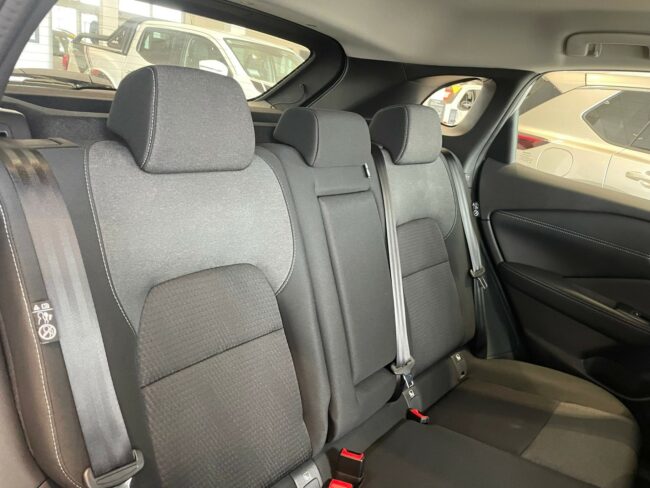 2024 Nissan Qashqai ST 1.3 ST 5Dr AT - Image 11