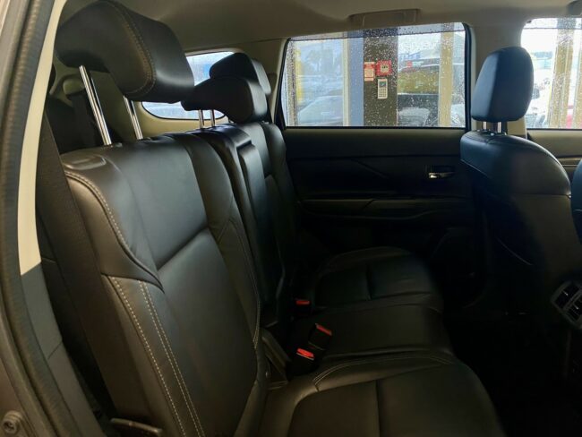 2021 Mitsubishi Outlander VRX 2.4P 4WD Auto - Image 17