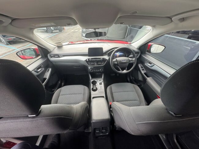 2023 Ford Escape PHEV 2.5 FWD - Image 9