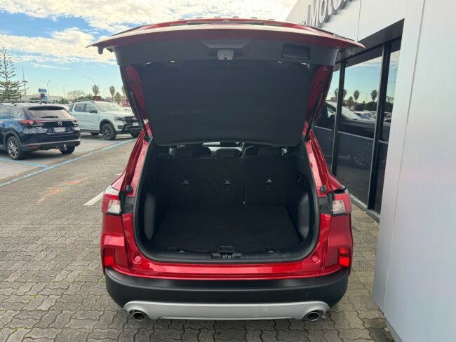 2023 Ford Escape PHEV 2.5 FWD - Image 12