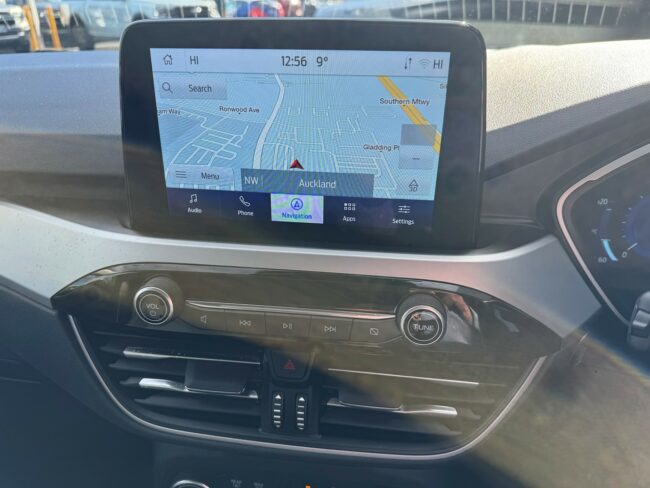 2023 Ford Escape PHEV 2.5 FWD - Image 14