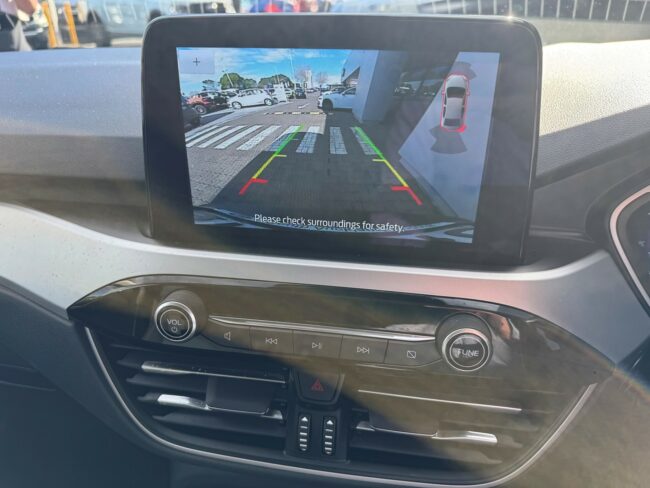 2023 Ford Escape PHEV 2.5 FWD - Image 15