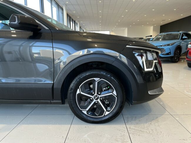 2023 Kia Niro Light 1.6Ph/6Am - Image 5