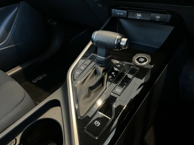 2023 Kia Niro Light 1.6Ph/6Am - Image 20