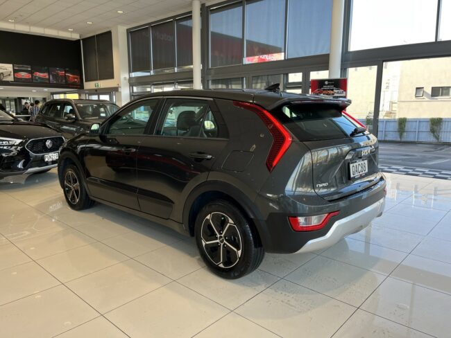 2023 Kia Niro Light 1.6Ph/6Am - Image 6