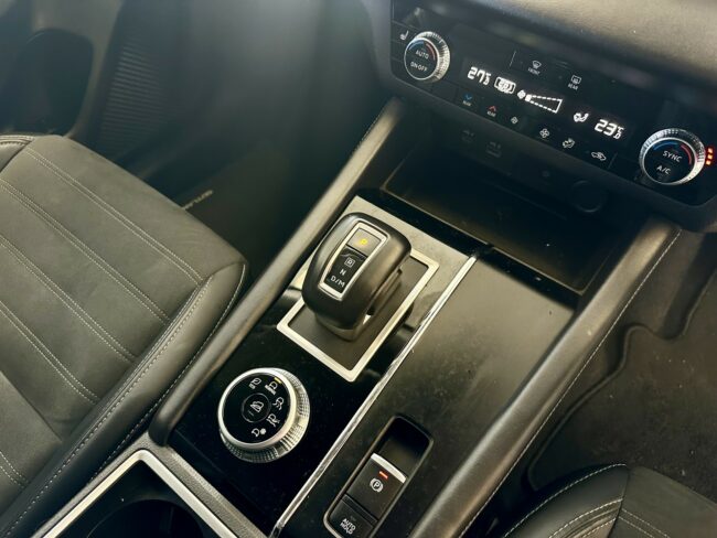 2023 Mitsubishi Outlander XLS 2.5P Auto - Image 13