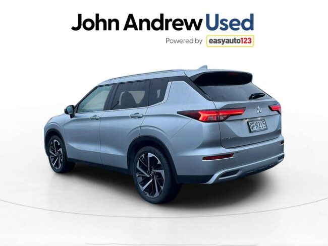 2023 Mitsubishi Outlander Xls 2.5P/4Wd/Cvt - Image 6