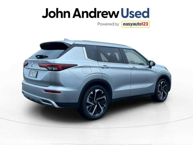 2023 Mitsubishi Outlander Xls 2.5P/4Wd/Cvt - Image 9