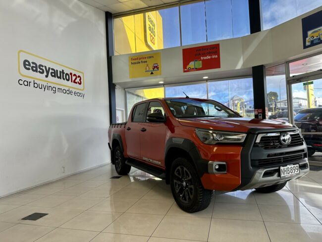 2021 Toyota Hilux SR5 Cruiser 2.8 TD DC 4WD - Image 4