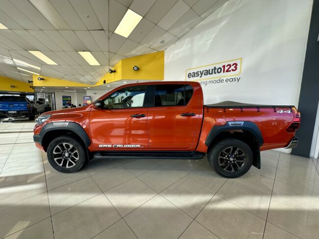 2021 Toyota Hilux SR5 Cruiser 2.8 TD DC 4WD - Image 8