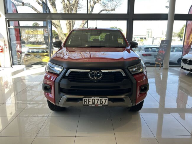 2022 Toyota Hilux Sr5 Cruiser Td Dc 2. - Image 2