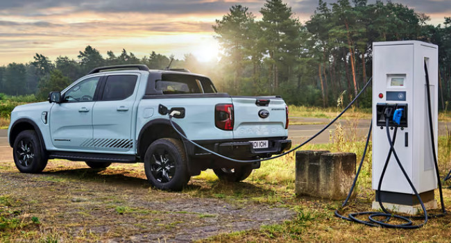 Ford Ranger Hybrid- The PHEV Plug-in Ute That Actually Works