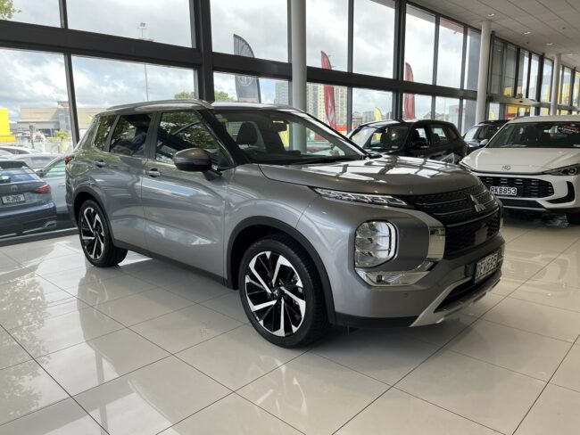 2023 Mitsubishi Outlander Xls 2.5P/Cvt