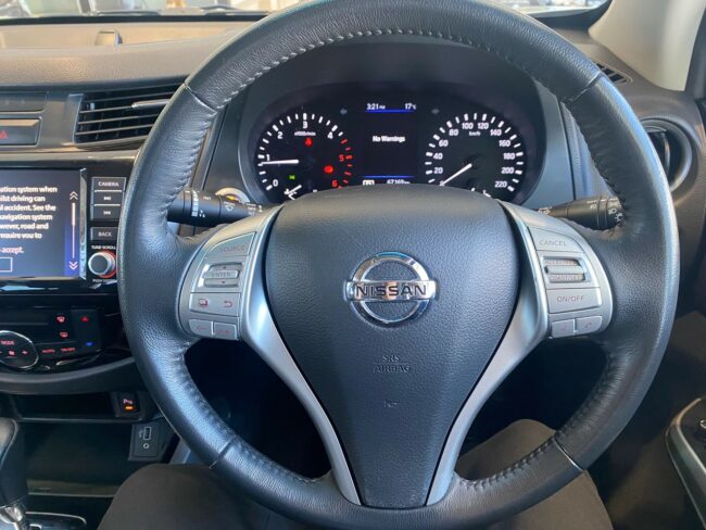 2021 Nissan Navara St-X 2.3D/7Am/Ut/4Dr - Image 12