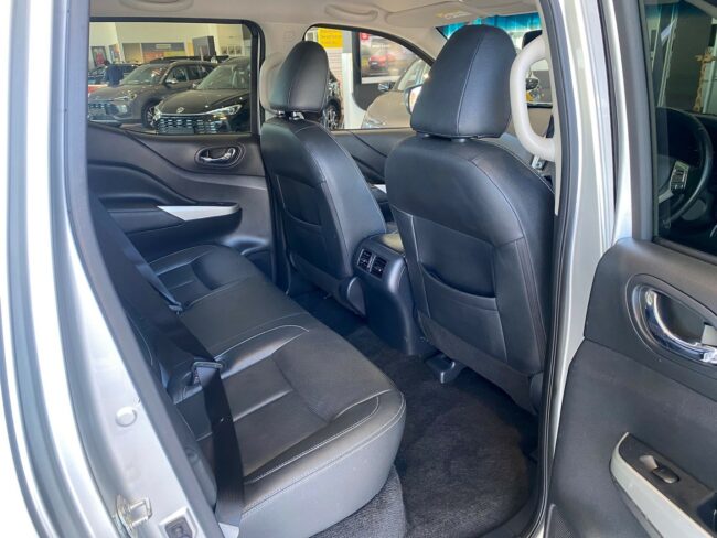 2021 Nissan Navara St-X 2.3D/7Am/Ut/4Dr - Image 9