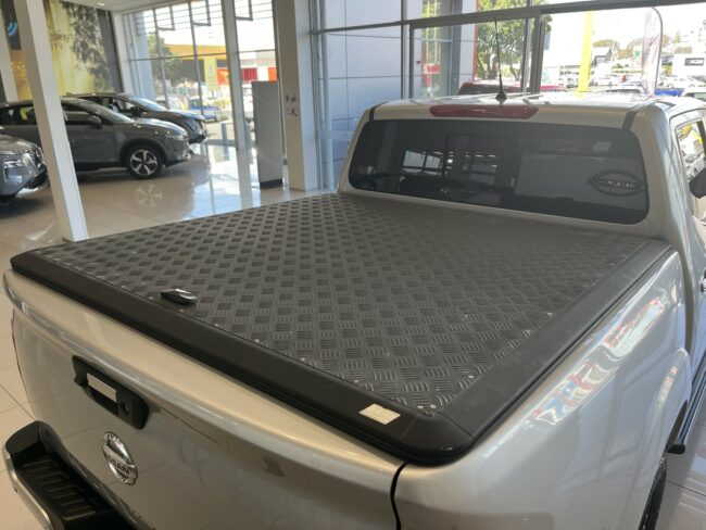 2021 Nissan Navara St-X 2.3D/7At - Image 10