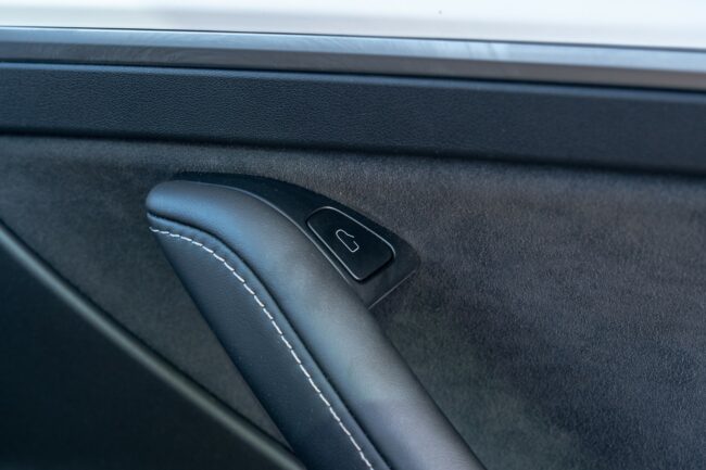 2021 Tesla Model 3 Standard Range Plus 50kWh - Image 17