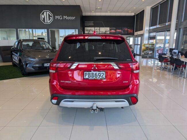2022 Mitsubishi Outlander Vrx 2.4P/4Wd/Cvt - Image 6