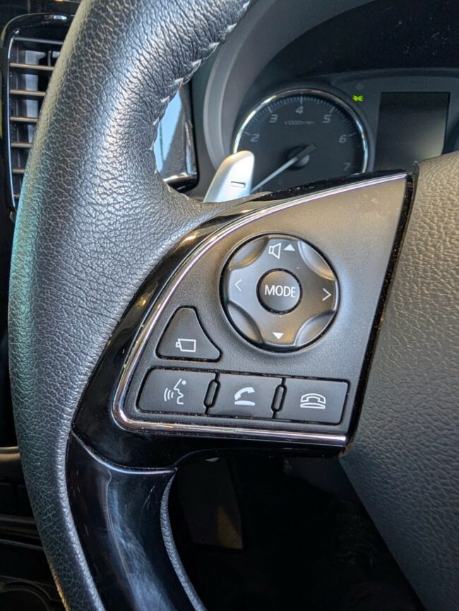 2022 Mitsubishi Outlander Vrx 2.4P/4Wd/Cvt - Image 14