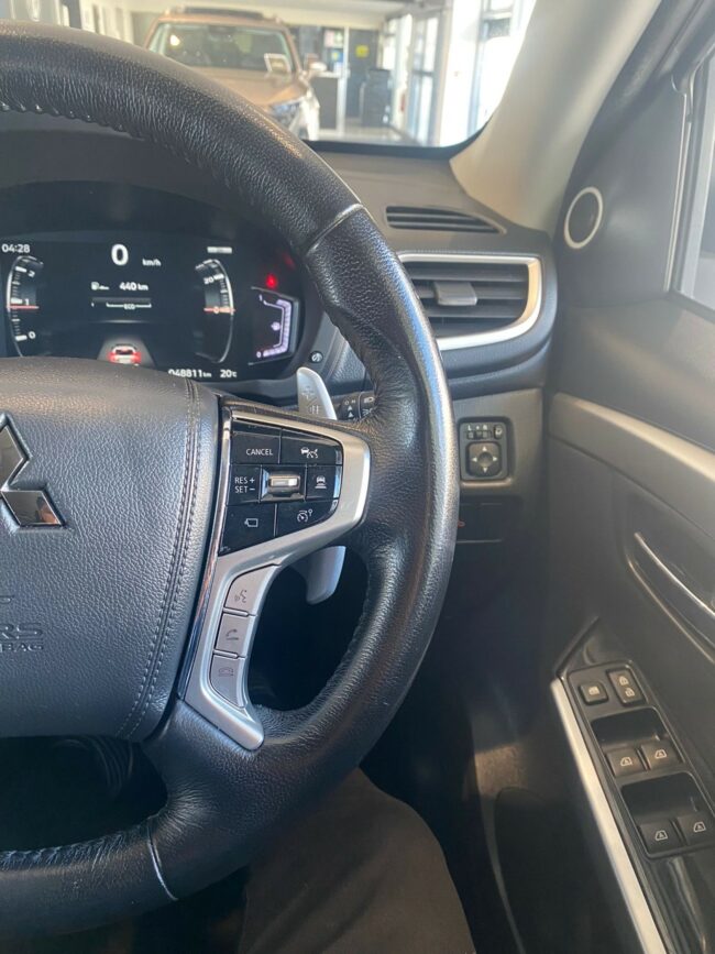 2022 Mitsubishi Pajero Sport Vrxb 2.4D/4Wd/8At - Image 12